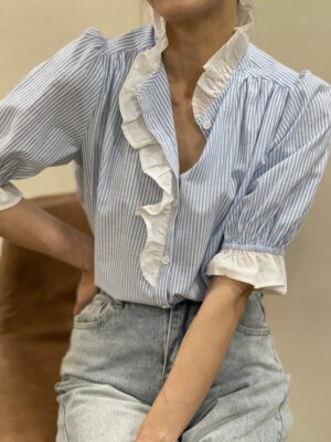 Chemise rayée à volants