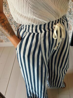 Pantalon Léon – Rayures Bleu Marine & Esprit Bord de Mer