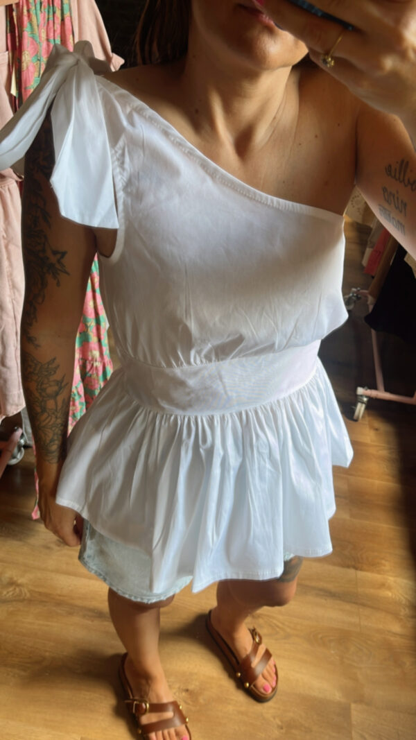 Top Asymétrique Léa – Blanc Pur – Image 3